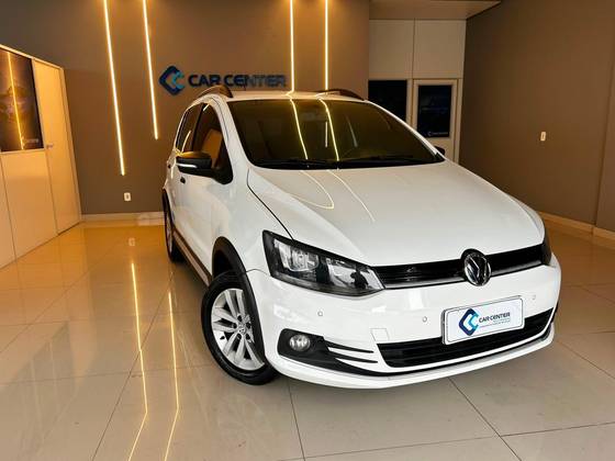 VOLKSWAGEN FOX 1.0 MPI TRACK 12V FLEX 4P MANUAL VOLKSWAGEN FOX 1.0 MPI TRACK 12V FLEX 4P MANUAL